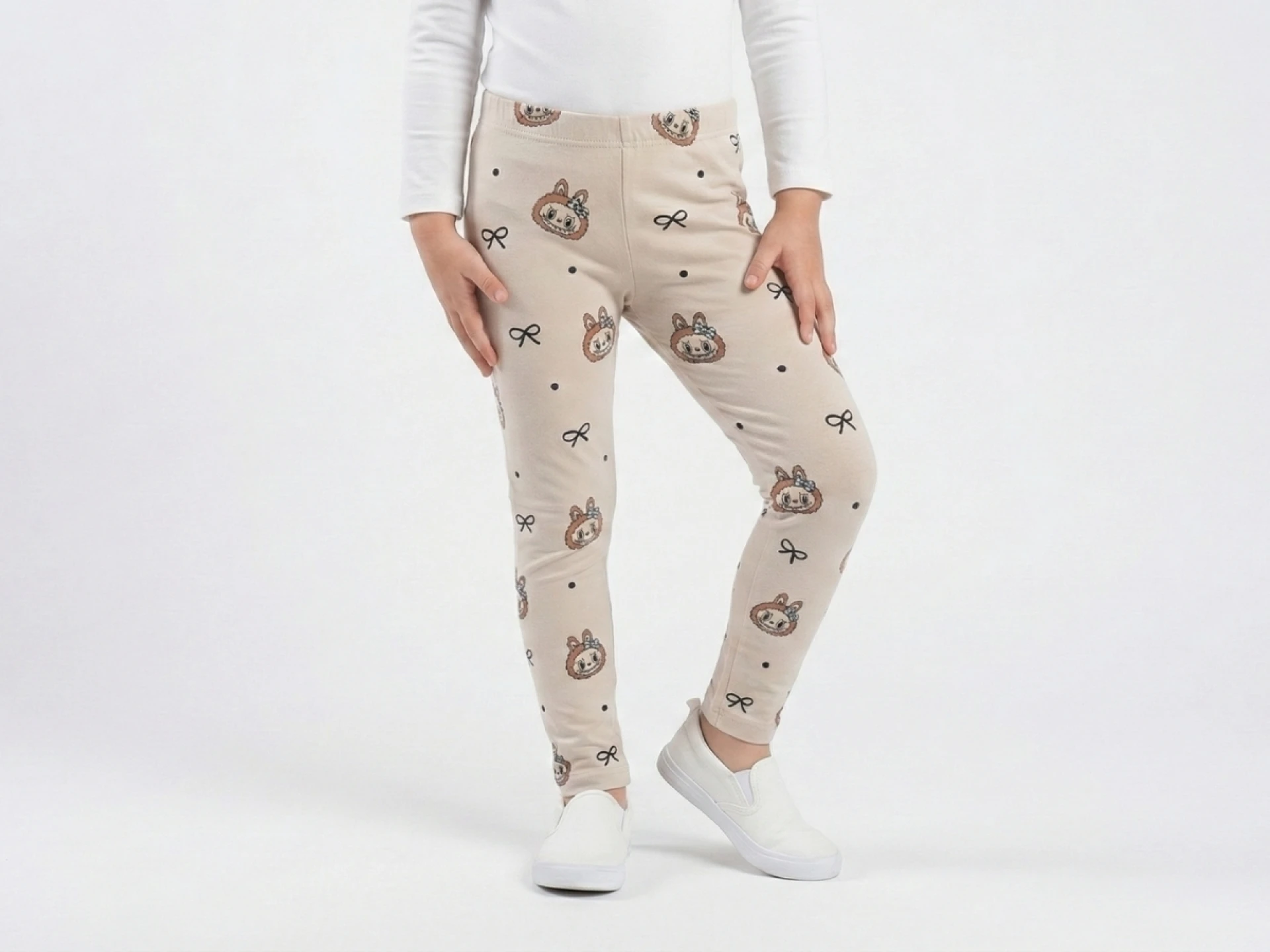 1/6 YAŞ 36/1 KOMPAKT PENYE Sevimli Karakter ve Fiyonk Desenli Kız Çocuk Tayt