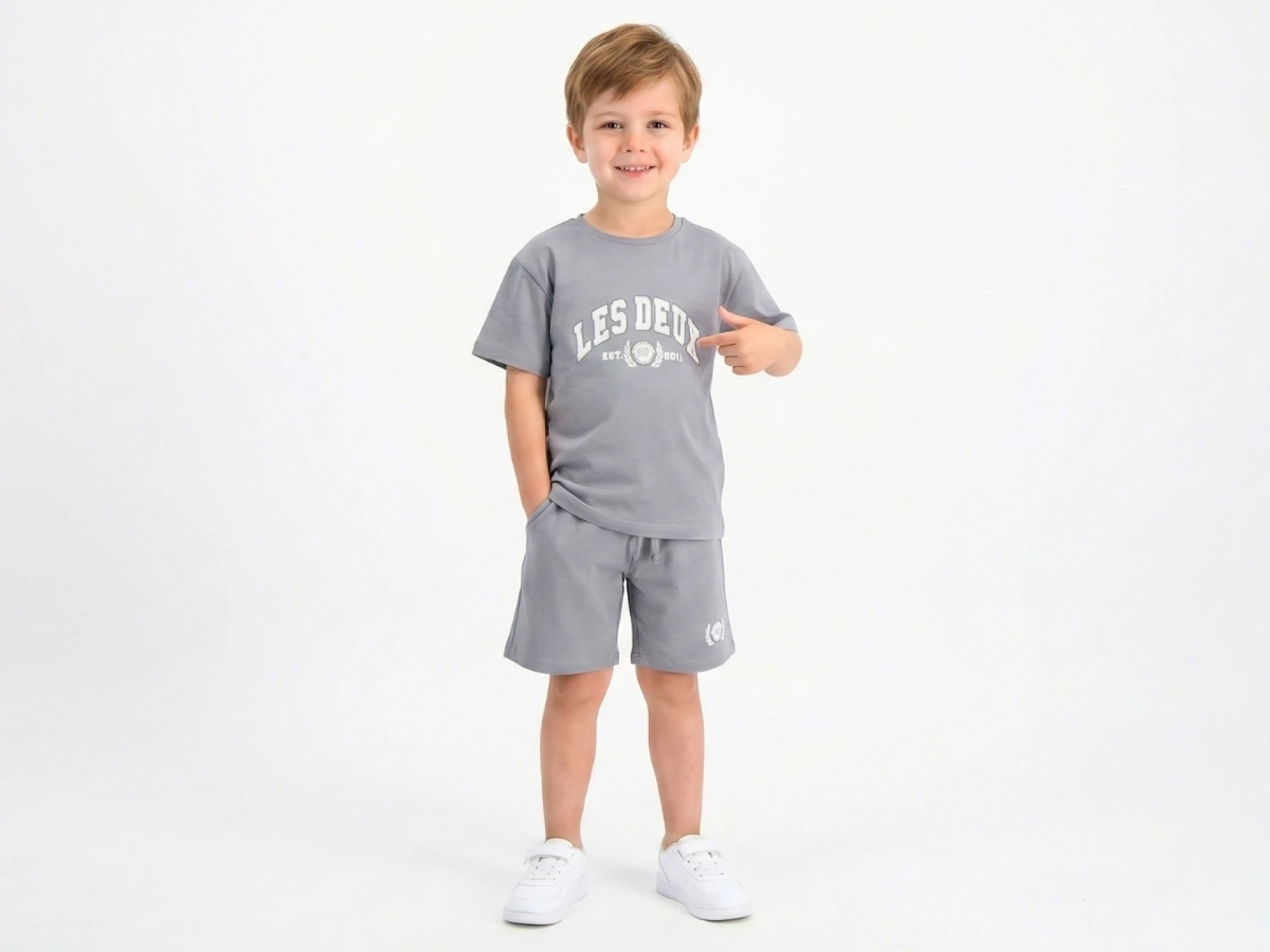 2/7 YAŞ 36/1 KOMPAKT PENYE "Les Deux" Kolej Baskılı Erkek Çocuk Şortlu Takım