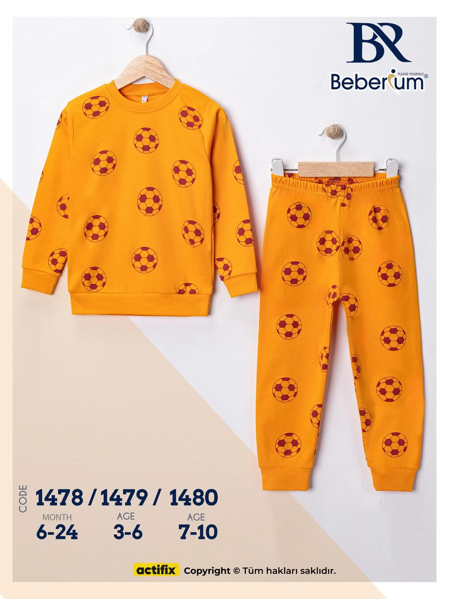 Futbol Temalı Çocuk Pijama Takımı