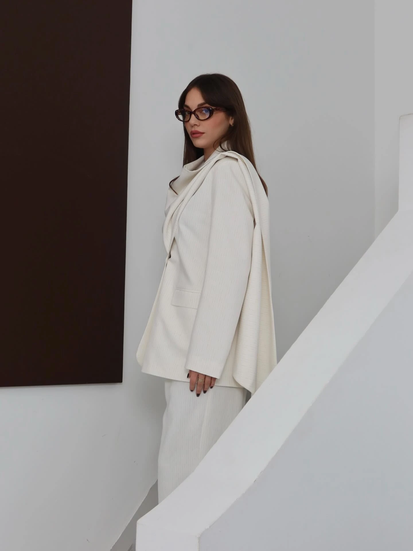 Şık Beyaz Takım Elbise