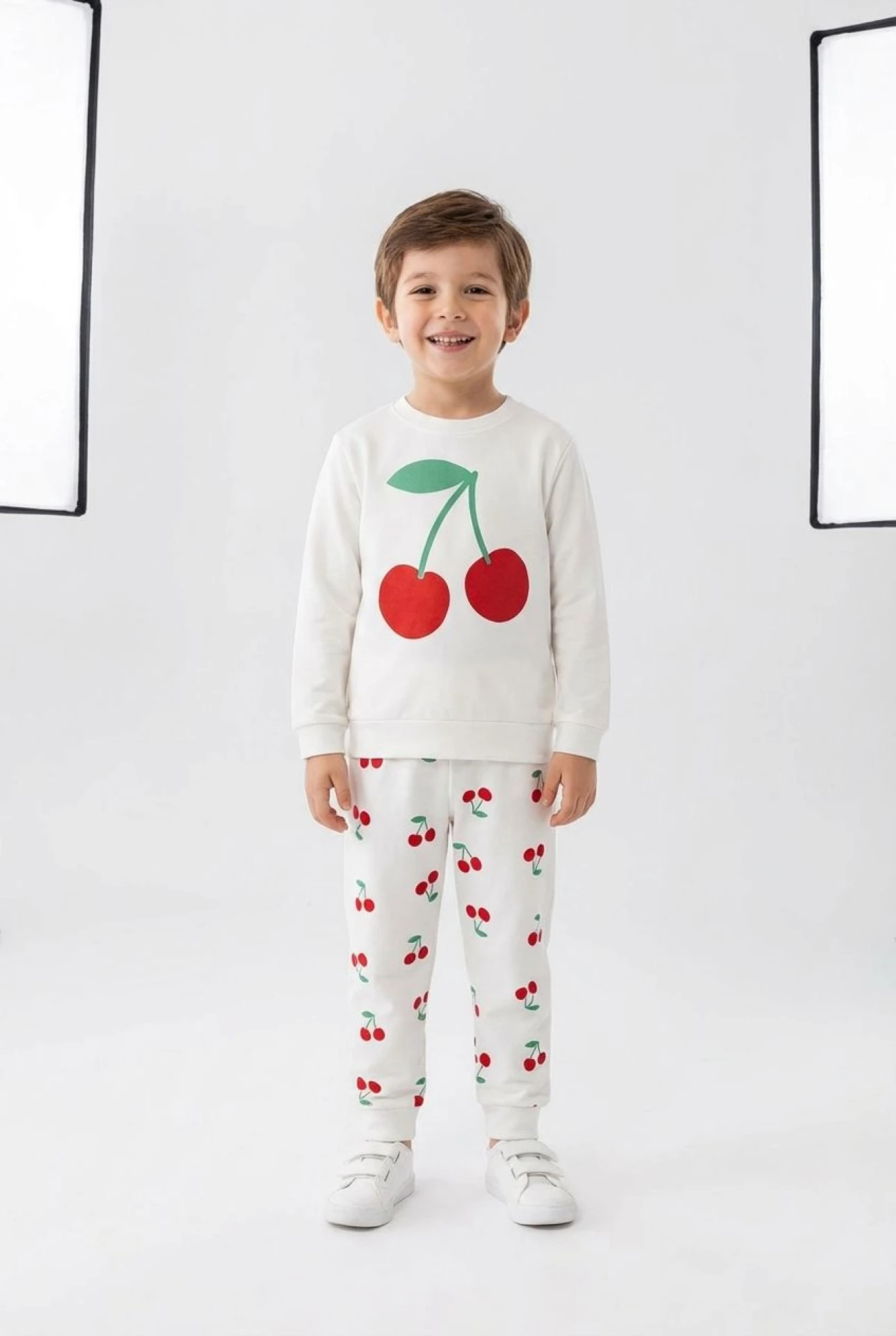 Kiraz Desenli Çocuk Takımı