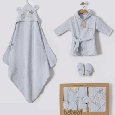 BEBESSİ ERKEK 0-12 AY KING KUTULU BORNOZ SET
