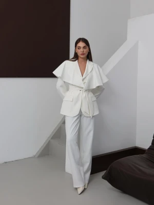 Beyaz Klasik Ceket Takımı