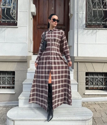 Ekose Düğmeli Uzun Elbise