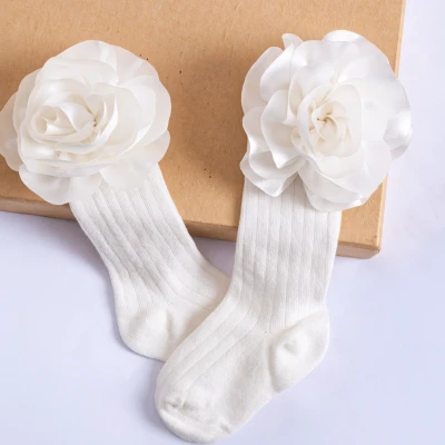 KIZ ÇORAP GÜLLÜ 0/6-9/18 AY